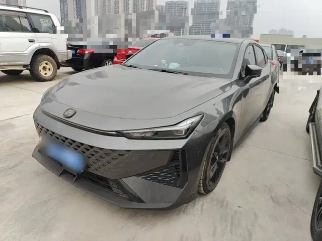Фотография автомобиля — Changan UNI-V