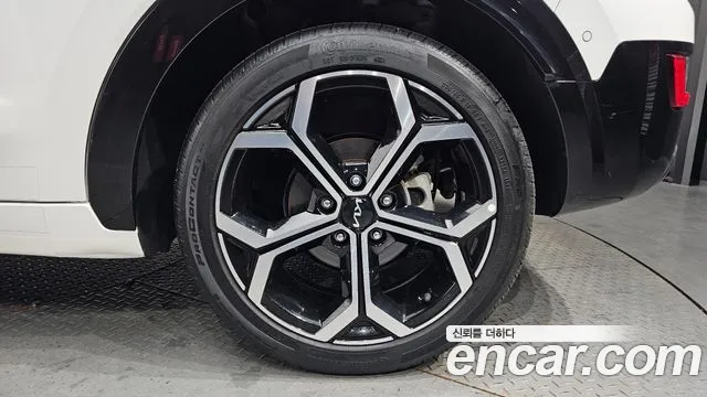 Kia Niro The All New Niro Signature — Фото автомобиля 5