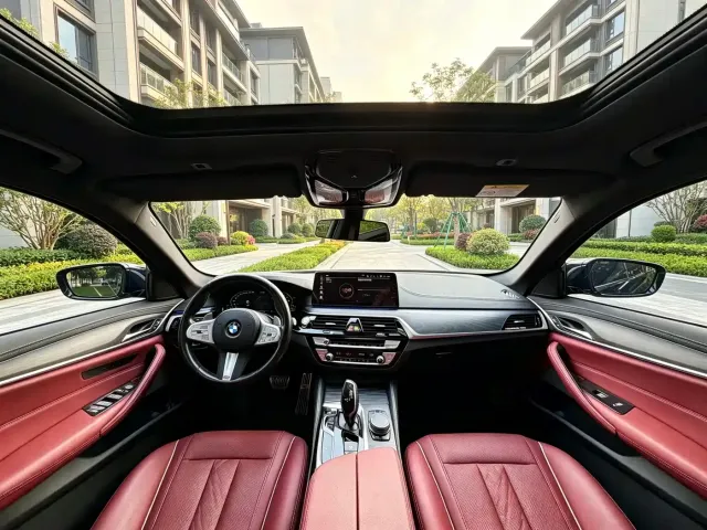 BMW 5 Series — Фото автомобиля 6