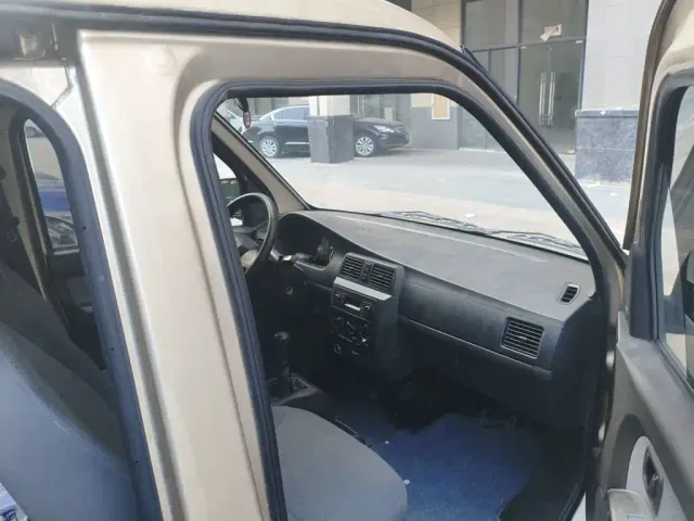 Wuling Rongguang — Фото автомобиля 19