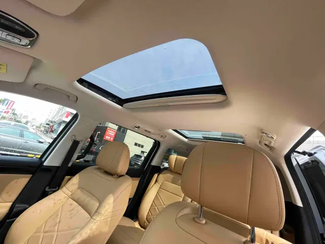 GAC Trumpchi E8 — Фото автомобиля 12