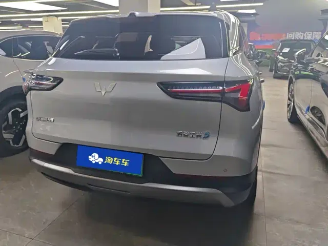 Wuling Starlight S — Фото автомобиля 3
