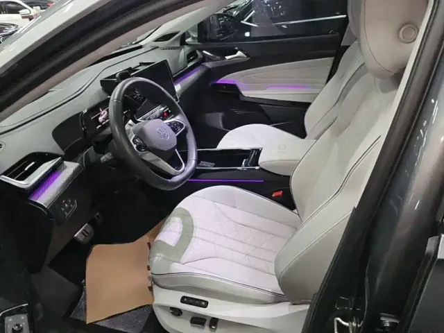 Volkswagen ID.6 X 2023 Upgraded Ultimate Intelligent Long Range Edition — Фото автомобиля 14