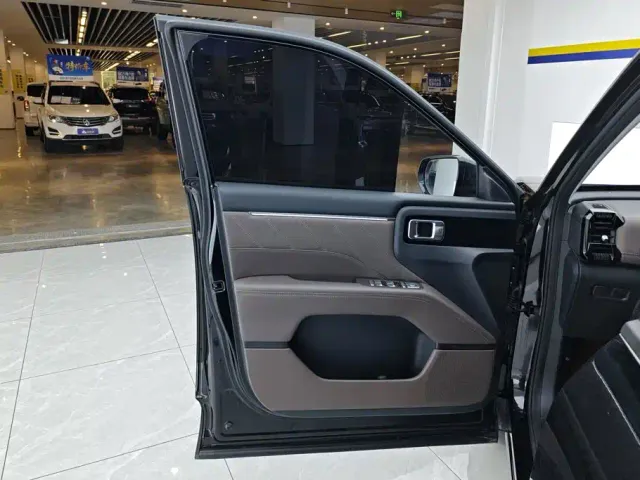 Wuling Starlight 560 — Фото автомобиля 7