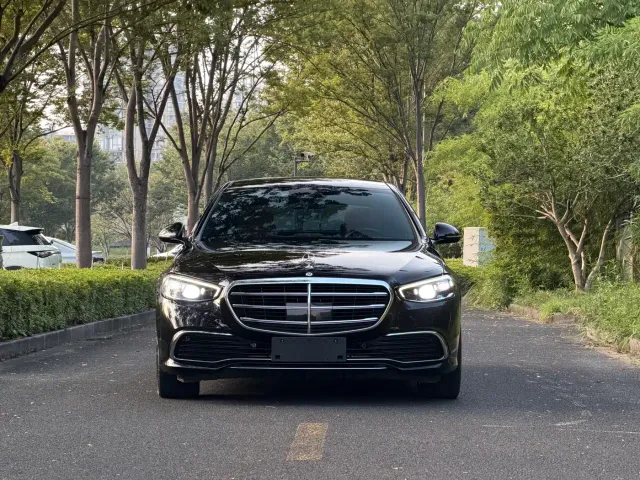 Mercedes-Benz S-Class — Фото автомобиля 2