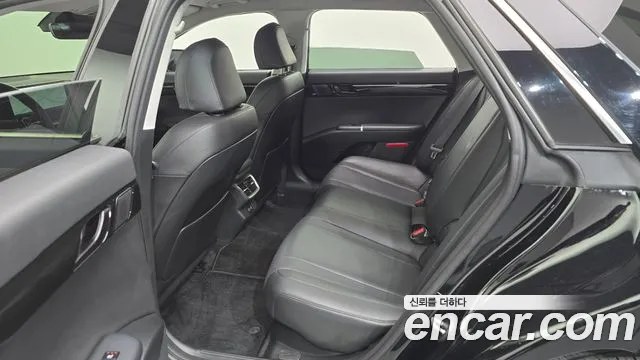 Hyundai Grandeur GN7 — Фото автомобиля 17