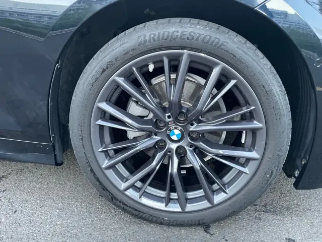 BMW 3 Series — Фото автомобиля 14