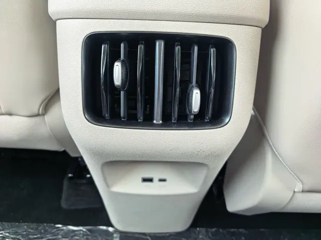 BYD Seal 05 DM-i — Фото автомобиля 17