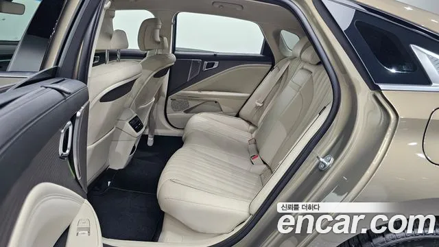 Kia K8 Signature — Фото автомобиля 17