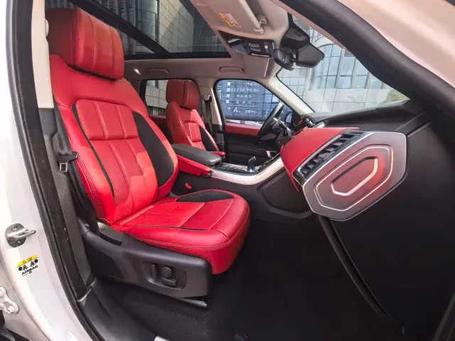 Land Rover Range Rover Sport — Фото автомобиля 8