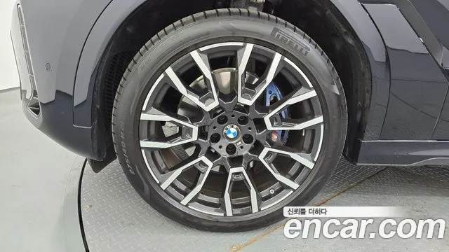BMW X6 xDrive40i M Sport — Фото автомобиля 4
