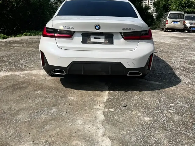 BMW 3 Series — Фото автомобиля 9