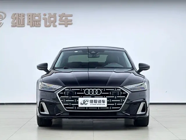 Audi A7L — Фото автомобиля 2