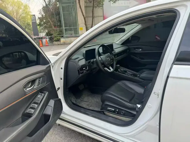 Honda Inspire — Фото автомобиля 8
