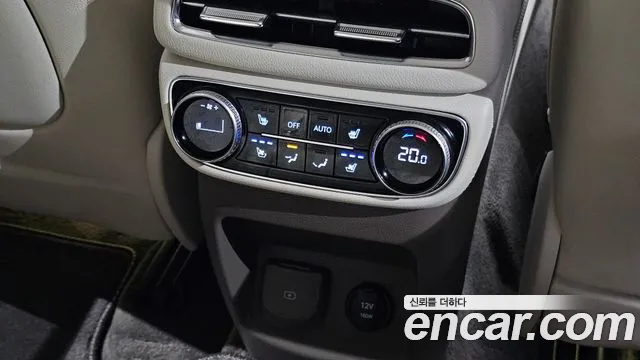 Genesis GV80 — Фото автомобиля 27