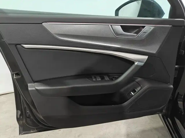 Audi A6L — Фото автомобиля 12