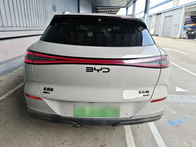 BYD Sealion 06 — Фото автомобиля 5