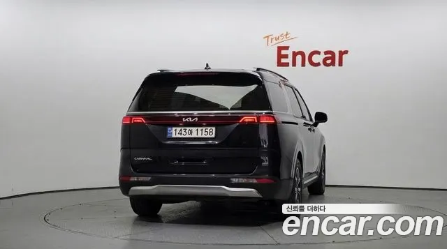 Kia Carnival 4th Gen — Фото автомобиля 4