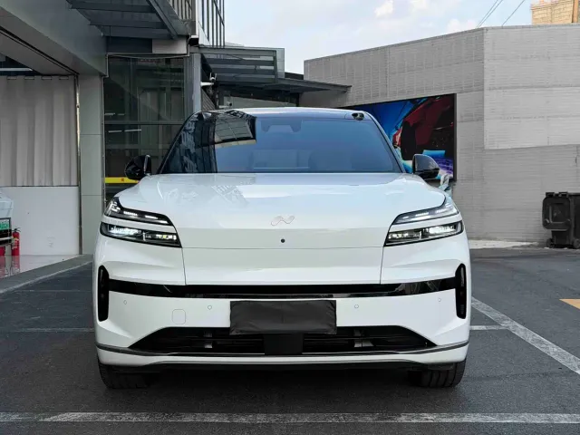 Onvo L90 — Фото автомобиля 3