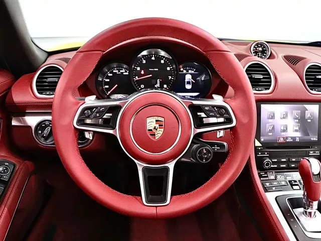 Porsche 718 — Фото автомобиля 10