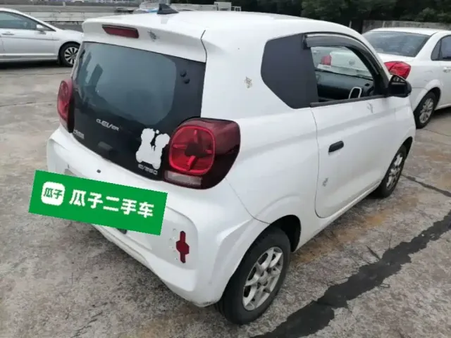 Roewe Clever — Фото автомобиля 6
