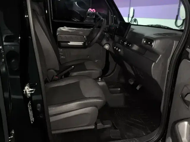 Wuling Zhiguang NEV — Фото автомобиля 8