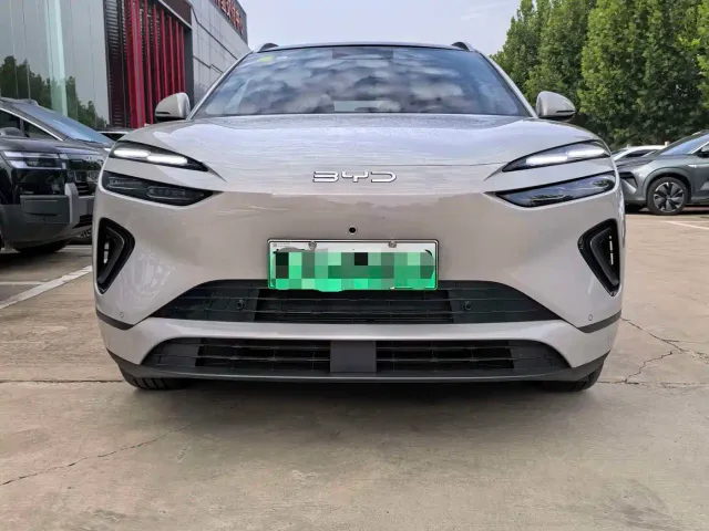 BYD Sealion 06 — Фото автомобиля 2