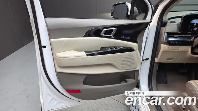Kia Carnival 4th Gen — Фото автомобиля 13