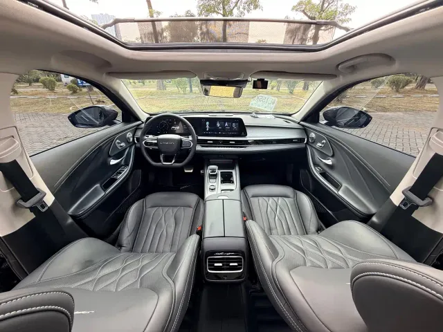 Chery Arrizo 8 2024 High Performance 2.0T DCT Sport — Фото автомобиля 13
