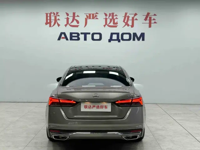 Nissan Teana — Фото автомобиля 5