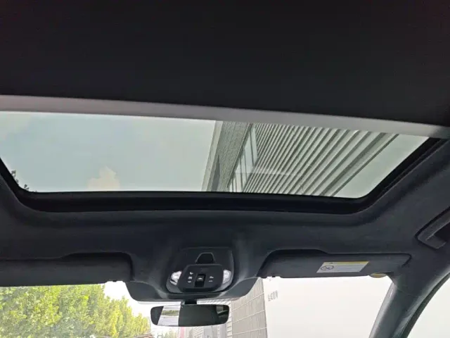Audi Q6L e-tron — Фото автомобиля 17