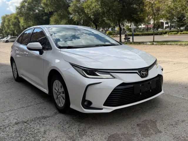 Toyota Corolla — Фото автомобиля 3