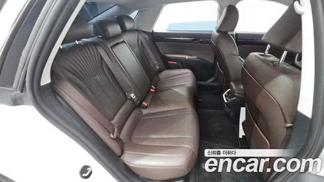 Hyundai Grandeur GN7 — Фото автомобиля 17
