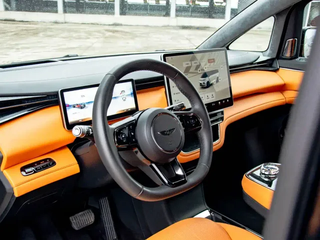 Geely Yizhen L380 — Фото автомобиля 9