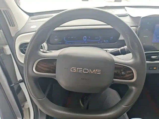 Geely Panda — Фото автомобиля 10