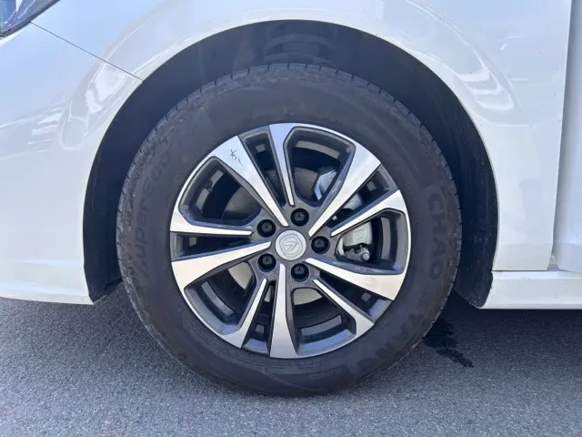 Changan Eado — Фото автомобиля 9