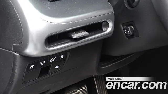 Hyundai Ioniq 9 — Фото автомобиля 28