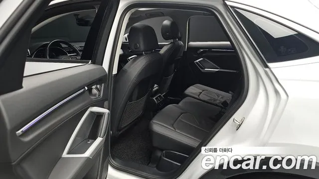 Audi Q3 40 TFSI quattro Sportback — Фото автомобиля 12