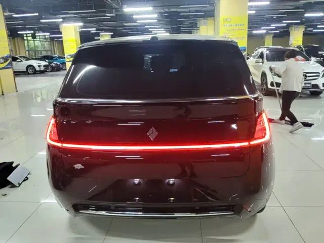 Baojun Cloud — Фото автомобиля 5