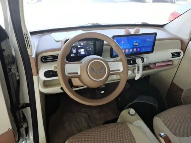 Wuling Hongguang Mini EV — Фото автомобиля 10