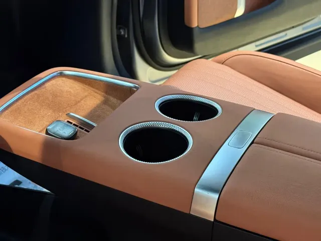 Changan Qiyuan E07 — Фото автомобиля 14