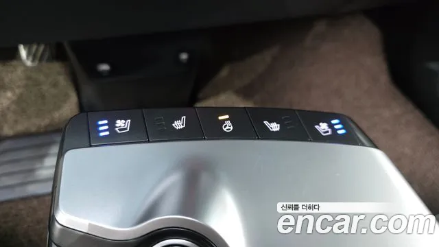 Kia EV6 — Фото автомобиля 30