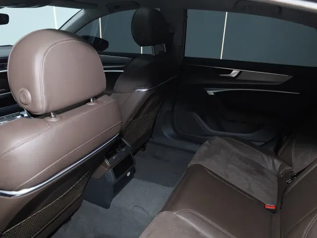 Audi A7L — Фото автомобиля 25