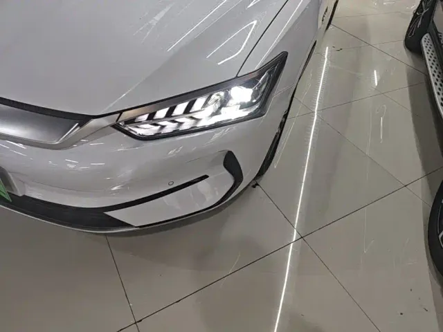 BYD Qin PLUS — Фото автомобиля 17