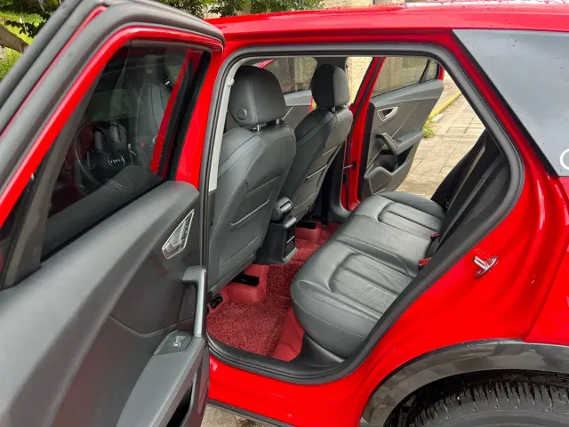 Audi Q2L — Фото автомобиля 5
