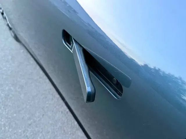 Nissan N7 — Фото автомобиля 25