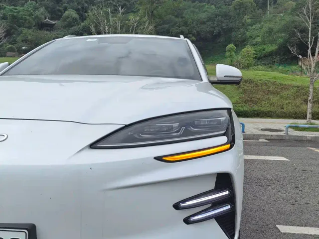 BYD Song PLUS — Фото автомобиля 4