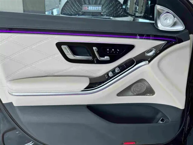 Mercedes-Benz Maybach S-Class — Фото автомобиля 23