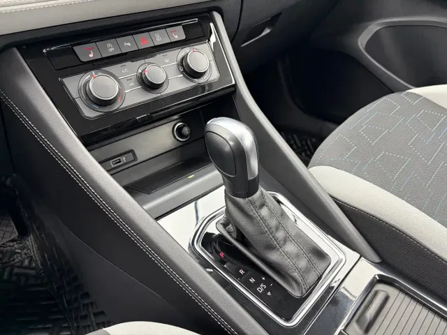 Jetta VS5 — Фото автомобиля 12