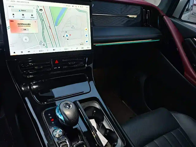 GAC Trumpchi M8 — Фото автомобиля 11
